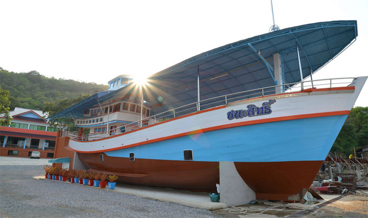 พาน้องหมาเที่ยวหาดเจ้าหลาว จันทบุรี น้องหมาพักได้ที่บ้านเรือรีสอร์ท สะพานปากน้ำแขมหนู