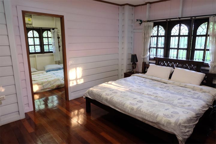 Wood Night Houseน้องหมาพักได้เชียงใหม่