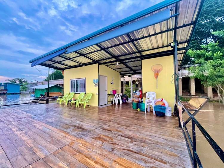 ที่พักอ่างทางหมาพักได้