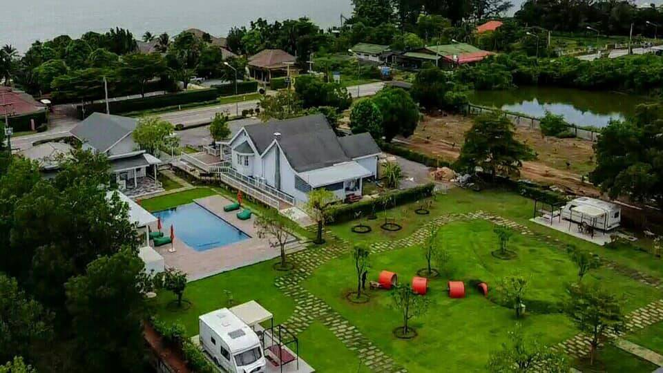 ที่พักรถบ้านเจ้าหลาวหมาพักได้