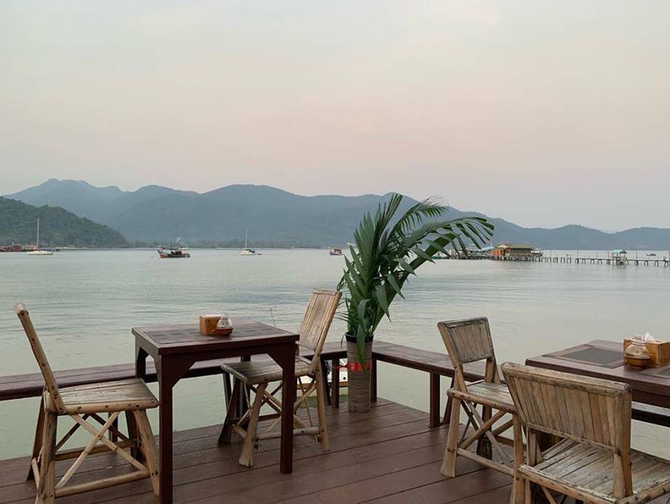 ที่พักเกาะช้างน้องหมาพักได้