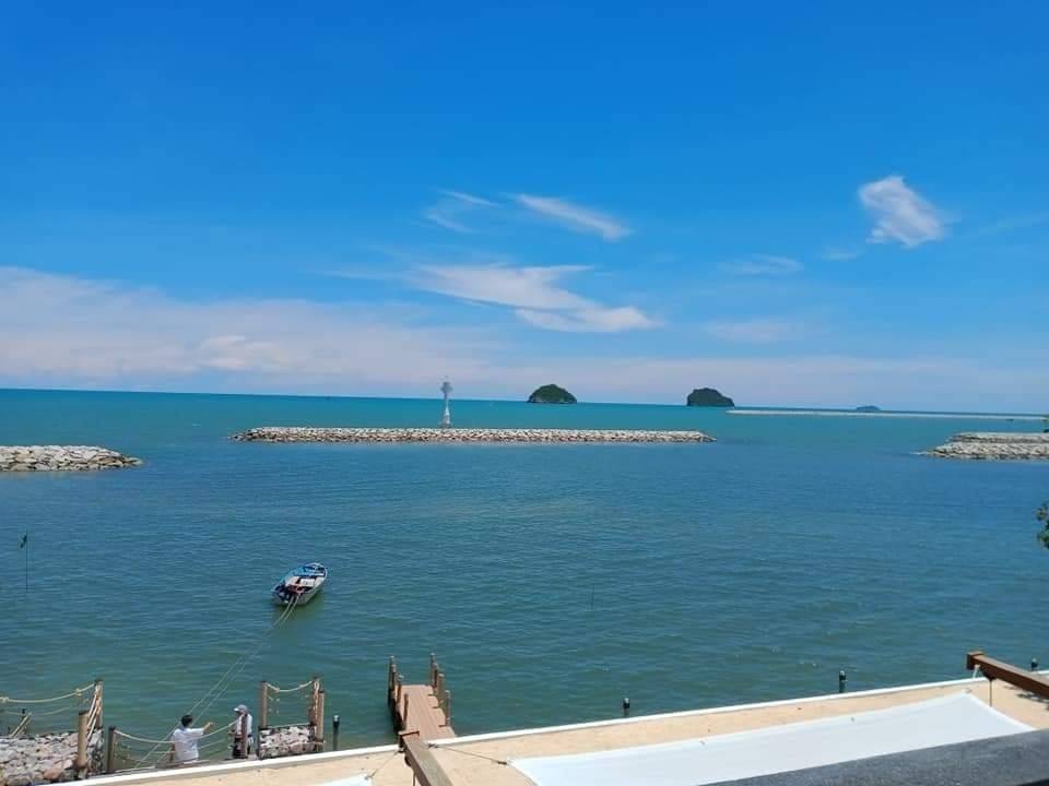 ที่พักคลองวาฬประจวบหมาใหญ่พักได้